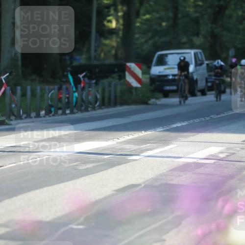 08.09.2024 - Stadtparktriathlon Zöllner http://msf.ph/oto/7013674 08.09.2024 09:15:09 Radfahren 15, 21, 35, 40, 44, 54, 63, 76, 103, 160 meine-sportfotos.de
