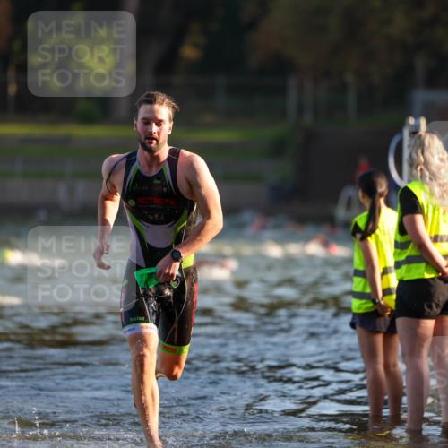 08.09.2024 - Stadtparktriathlon Michael Strokosch http://msf.ph/oto/7013682 08.09.2024 08:44:59 Schwimmen 69 meine-sportfotos.de