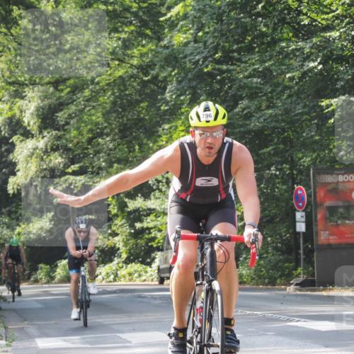 08.09.2024 - Stadtparktriathlon Zöllner http://msf.ph/oto/7013698 08.09.2024 12:13:04 Radfahren 756, 775, 783, 796, 811 meine-sportfotos.de