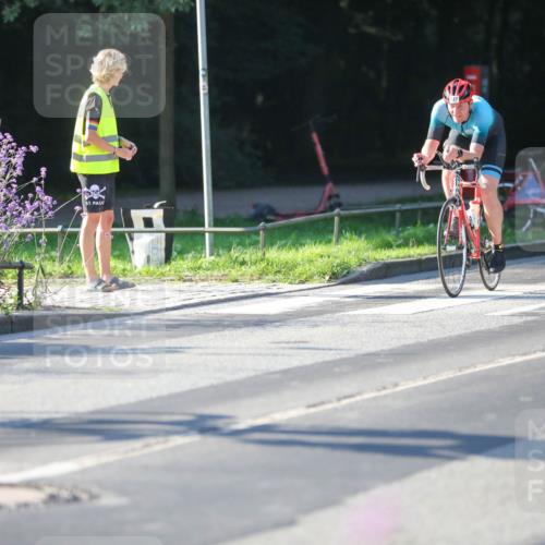 08.09.2024 - Stadtparktriathlon Zöllner http://msf.ph/oto/7013730 08.09.2024 09:15:22 Radfahren 25, 32, 72, 75, 99, 127, 179 meine-sportfotos.de