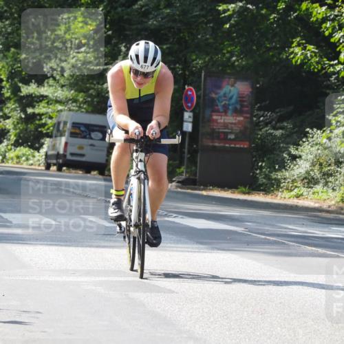 08.09.2024 - Stadtparktriathlon Zöllner http://msf.ph/oto/7013763 08.09.2024 12:13:24 Radfahren 677, 726, 939 meine-sportfotos.de