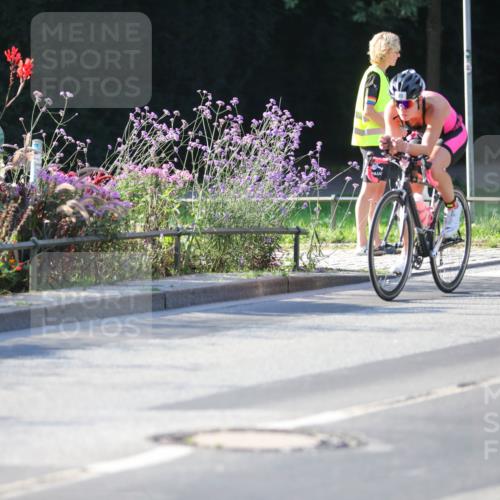 08.09.2024 - Stadtparktriathlon Zöllner http://msf.ph/oto/7013764 08.09.2024 09:15:28 Radfahren 25, 72, 99, 179 meine-sportfotos.de