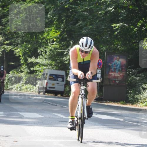 08.09.2024 - Stadtparktriathlon Zöllner http://msf.ph/oto/7013775 08.09.2024 12:13:24 Radfahren 677, 726, 939 meine-sportfotos.de
