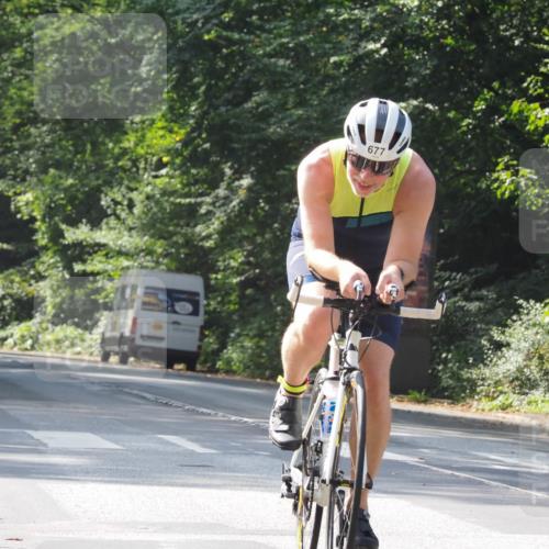 08.09.2024 - Stadtparktriathlon Zöllner http://msf.ph/oto/7013787 08.09.2024 12:13:24 Radfahren 677, 726, 939 meine-sportfotos.de