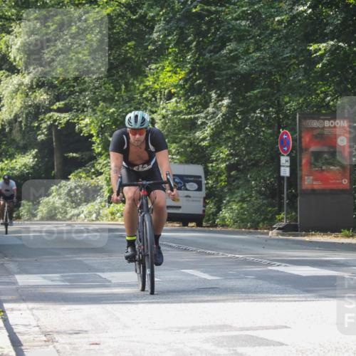 08.09.2024 - Stadtparktriathlon Zöllner http://msf.ph/oto/7013793 08.09.2024 12:13:33 Radfahren 824, 835 meine-sportfotos.de