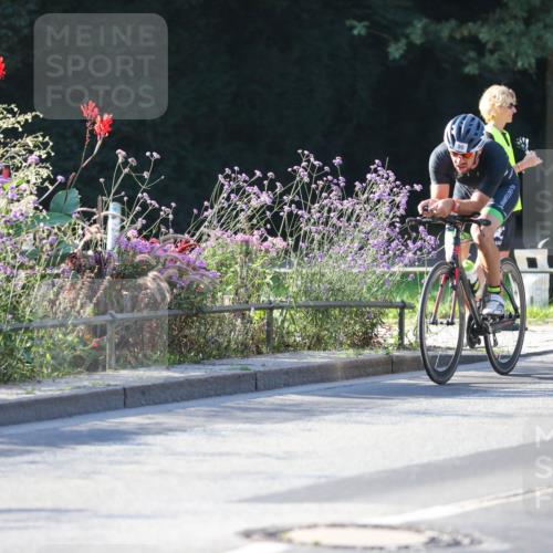 08.09.2024 - Stadtparktriathlon Zöllner http://msf.ph/oto/7013806 08.09.2024 09:15:49 Radfahren 31, 56, 80, 90, 107 meine-sportfotos.de