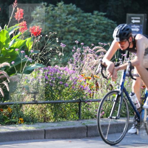 08.09.2024 - Stadtparktriathlon Zöllner http://msf.ph/oto/7013867 08.09.2024 09:15:59 Radfahren 56, 80, 123 meine-sportfotos.de