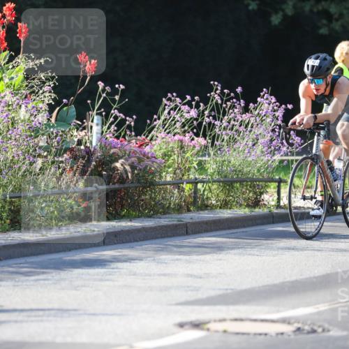 08.09.2024 - Stadtparktriathlon Zöllner http://msf.ph/oto/7013881 08.09.2024 09:16:07 Radfahren 83, 89, 123, 154 meine-sportfotos.de