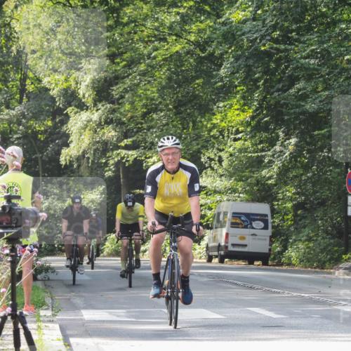 08.09.2024 - Stadtparktriathlon Zöllner http://msf.ph/oto/7013916 08.09.2024 12:13:59 Radfahren 689, 718, 753, 769, 803, 815, 832 meine-sportfotos.de