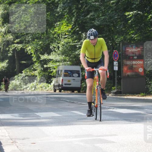 08.09.2024 - Stadtparktriathlon Zöllner http://msf.ph/oto/7013958 08.09.2024 12:14:19 Radfahren 784, 845 meine-sportfotos.de