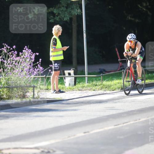 08.09.2024 - Stadtparktriathlon Zöllner http://msf.ph/oto/7014025 08.09.2024 09:16:54 Radfahren 57, 121, 133 meine-sportfotos.de