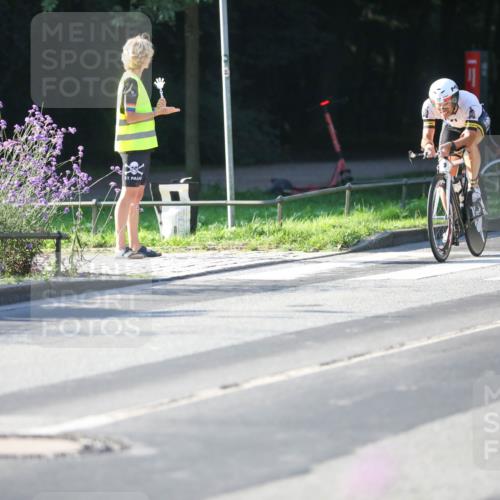 08.09.2024 - Stadtparktriathlon Zöllner http://msf.ph/oto/7014042 08.09.2024 09:16:59 Radfahren 57, 121, 141 meine-sportfotos.de