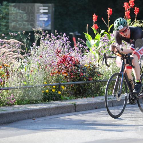 08.09.2024 - Stadtparktriathlon Zöllner http://msf.ph/oto/7014075 08.09.2024 09:17:11 Radfahren 27, 74, 85, 116, 141, 148, 174 meine-sportfotos.de