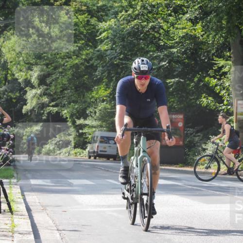 08.09.2024 - Stadtparktriathlon Zöllner http://msf.ph/oto/7014122 08.09.2024 12:14:44 Radfahren 754 meine-sportfotos.de