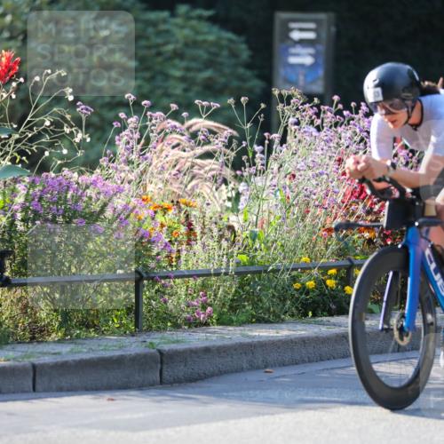 08.09.2024 - Stadtparktriathlon Zöllner http://msf.ph/oto/7014166 08.09.2024 09:17:34 Radfahren 101, 114, 119, 153, 172 meine-sportfotos.de