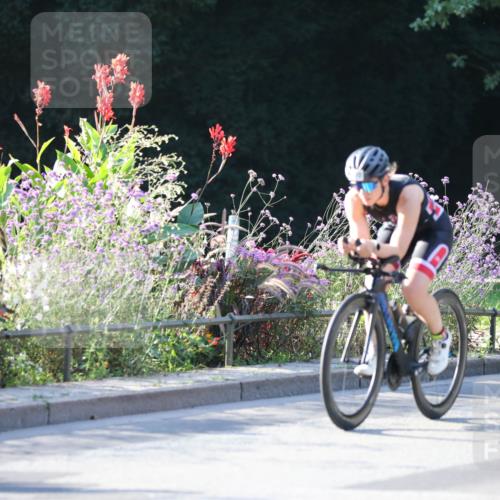 08.09.2024 - Stadtparktriathlon Zöllner http://msf.ph/oto/7014176 08.09.2024 09:17:36 Radfahren 42, 101, 114, 119, 153, 172 meine-sportfotos.de