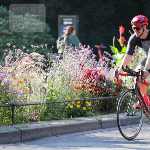 08.09.2024 - Stadtparktriathlon Zöllner http://msf.ph/oto/7014201 08.09.2024 09:17:42 Radfahren 42, 114, 119 meine-sportfotos.de