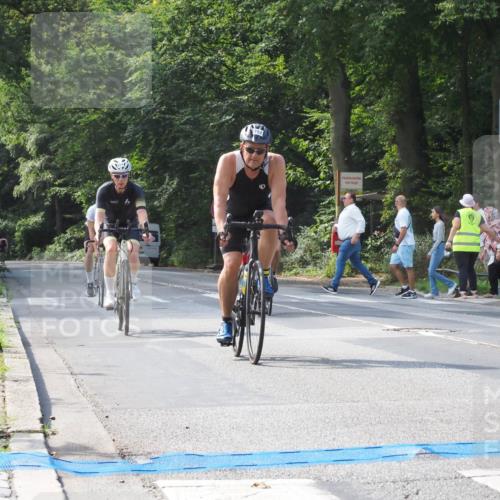 08.09.2024 - Stadtparktriathlon Zöllner http://msf.ph/oto/7014221 08.09.2024 12:15:10 Radfahren 744, 752, 764, 773, 795, 809 meine-sportfotos.de