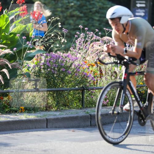 08.09.2024 - Stadtparktriathlon Zöllner http://msf.ph/oto/7014238 08.09.2024 09:17:46 Radfahren 30, 42, 114 meine-sportfotos.de