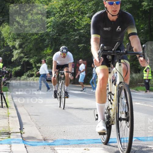 08.09.2024 - Stadtparktriathlon Zöllner http://msf.ph/oto/7014252 08.09.2024 12:15:12 Radfahren 744, 752, 764, 773, 795, 809 meine-sportfotos.de