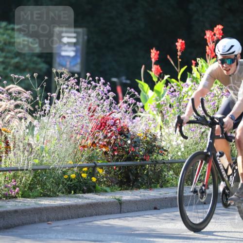 08.09.2024 - Stadtparktriathlon Zöllner http://msf.ph/oto/7014257 08.09.2024 09:18:00 Radfahren 4, 24, 28, 45, 100, 128 meine-sportfotos.de