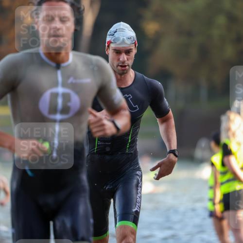 08.09.2024 - Stadtparktriathlon Michael Strokosch http://msf.ph/oto/7014276 08.09.2024 08:45:46 Schwimmen 49, 59, 75 meine-sportfotos.de