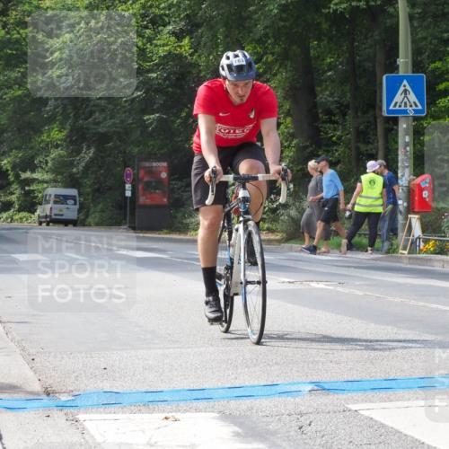 08.09.2024 - Stadtparktriathlon Zöllner http://msf.ph/oto/7014290 08.09.2024 12:15:25 Radfahren 763 meine-sportfotos.de