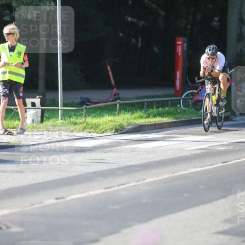 08.09.2024 - Stadtparktriathlon Zöllner http://msf.ph/oto/7014297 08.09.2024 09:18:14 Radfahren 60, 61, 124, 140, 144, 167 meine-sportfotos.de