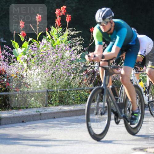 08.09.2024 - Stadtparktriathlon Zöllner http://msf.ph/oto/7014305 08.09.2024 09:18:15 Radfahren 60, 61, 124, 140, 144, 167 meine-sportfotos.de