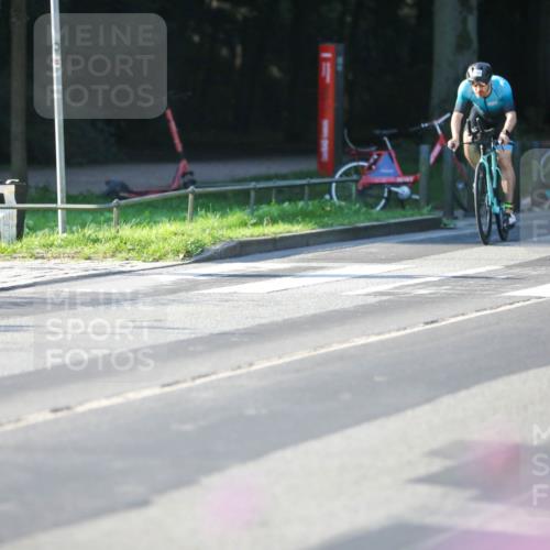 08.09.2024 - Stadtparktriathlon Zöllner http://msf.ph/oto/7014342 08.09.2024 09:18:21 Radfahren 124, 140, 151, 159, 167 meine-sportfotos.de