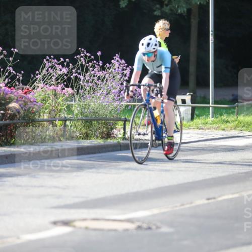 08.09.2024 - Stadtparktriathlon Zöllner http://msf.ph/oto/7014366 08.09.2024 09:18:29 Radfahren 151, 159 meine-sportfotos.de