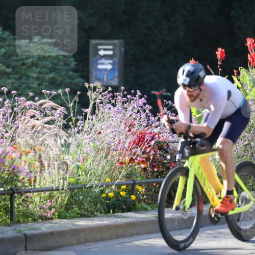 08.09.2024 - Stadtparktriathlon Zöllner http://msf.ph/oto/7014381 08.09.2024 09:18:50 Radfahren 18, 88 meine-sportfotos.de