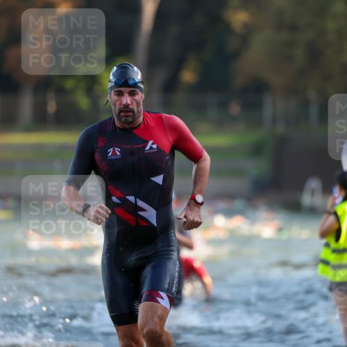 08.09.2024 - Stadtparktriathlon Michael Strokosch http://msf.ph/oto/7014461 08.09.2024 08:46:05 Schwimmen 5, 32, 38, 51 meine-sportfotos.de