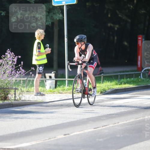 08.09.2024 - Stadtparktriathlon Zöllner http://msf.ph/oto/7014493 08.09.2024 09:19:36 Radfahren 104, 171 meine-sportfotos.de
