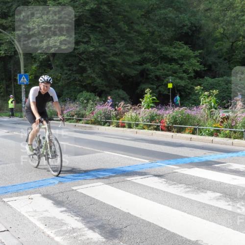08.09.2024 - Stadtparktriathlon Zöllner http://msf.ph/oto/7014501 08.09.2024 12:16:20 Radfahren 717, 736 meine-sportfotos.de