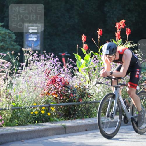 08.09.2024 - Stadtparktriathlon Zöllner http://msf.ph/oto/7014543 08.09.2024 09:20:00 Radfahren 102, 110, 126, 134, 150, 155, 158, 175, 176 meine-sportfotos.de