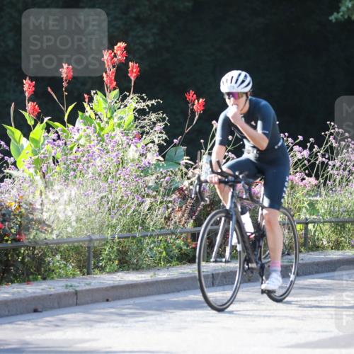 08.09.2024 - Stadtparktriathlon Zöllner http://msf.ph/oto/7014560 08.09.2024 09:20:03 Radfahren 65, 110, 111, 126, 134, 150, 155, 163, 175, 176 meine-sportfotos.de