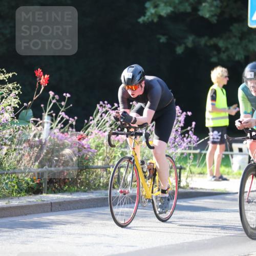 08.09.2024 - Stadtparktriathlon Zöllner http://msf.ph/oto/7014598 08.09.2024 09:20:14 Radfahren 65, 111, 134, 163, 180 meine-sportfotos.de
