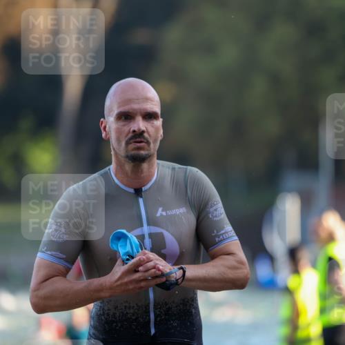 08.09.2024 - Stadtparktriathlon Michael Strokosch http://msf.ph/oto/7014602 08.09.2024 08:46:12 Schwimmen 32, 38, 51 meine-sportfotos.de