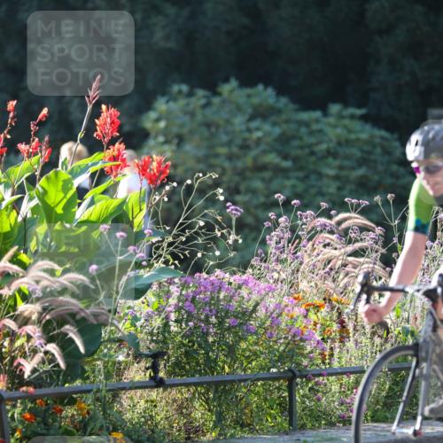 08.09.2024 - Stadtparktriathlon Zöllner http://msf.ph/oto/7014606 08.09.2024 09:20:32 Radfahren 145, 165 meine-sportfotos.de