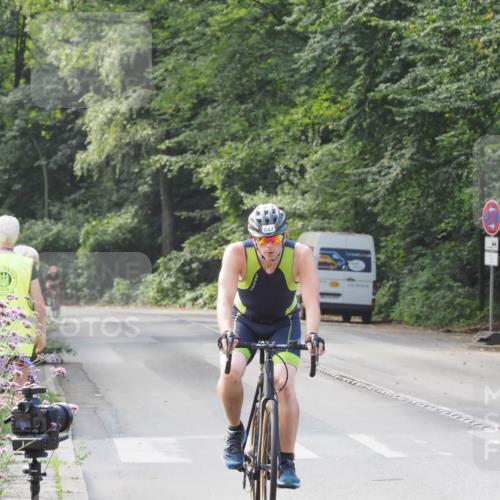 08.09.2024 - Stadtparktriathlon Zöllner http://msf.ph/oto/7014614 08.09.2024 12:18:57 Radfahren 768, 844, 859, 887, 899, 936 meine-sportfotos.de