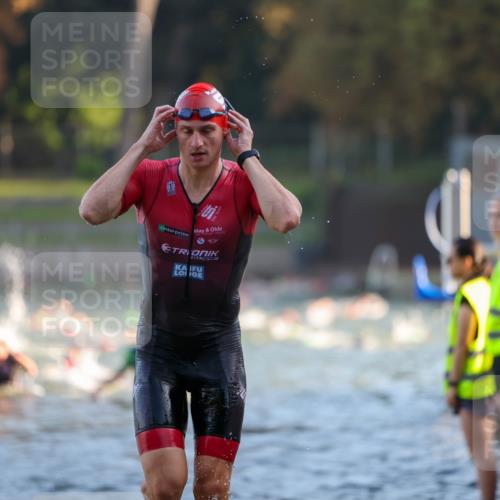 08.09.2024 - Stadtparktriathlon Michael Strokosch http://msf.ph/oto/7014630 08.09.2024 08:46:13 Schwimmen 38, 51 meine-sportfotos.de