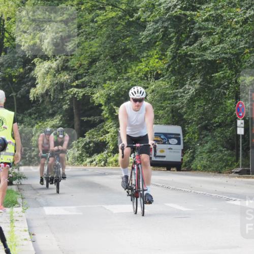 08.09.2024 - Stadtparktriathlon Zöllner http://msf.ph/oto/7014639 08.09.2024 12:19:12 Radfahren 779, 804, 816, 851, 876 meine-sportfotos.de
