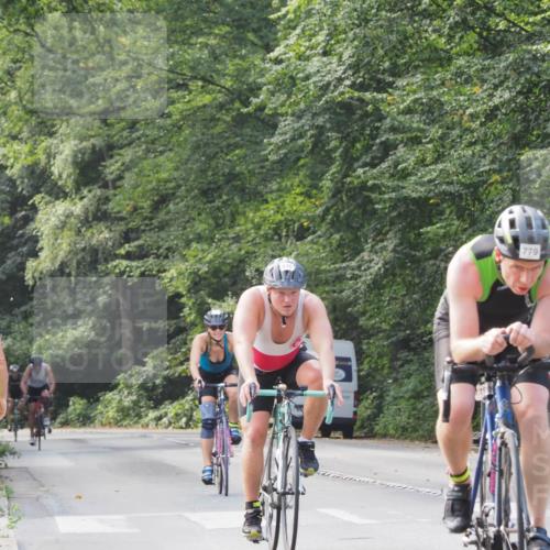 08.09.2024 - Stadtparktriathlon Zöllner http://msf.ph/oto/7014666 08.09.2024 12:19:15 Radfahren 762, 777, 779, 804, 816, 876 meine-sportfotos.de