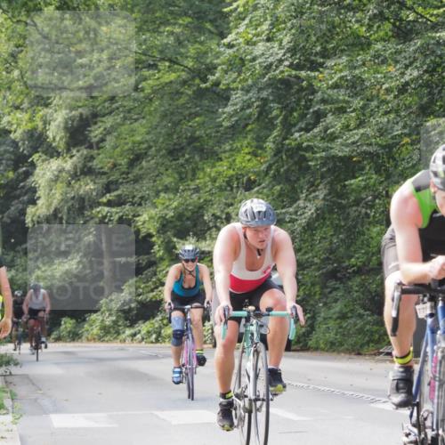 08.09.2024 - Stadtparktriathlon Zöllner http://msf.ph/oto/7014672 08.09.2024 12:19:15 Radfahren 762, 777, 779, 804, 816, 876 meine-sportfotos.de