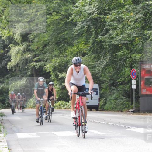 08.09.2024 - Stadtparktriathlon Zöllner http://msf.ph/oto/7014688 08.09.2024 12:19:21 Radfahren 762, 777, 803, 816, 863, 876, 879, 890 meine-sportfotos.de