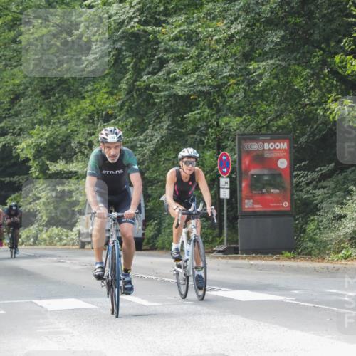08.09.2024 - Stadtparktriathlon Zöllner http://msf.ph/oto/7014714 08.09.2024 12:19:23 Radfahren 762, 777, 803, 863, 879, 890 meine-sportfotos.de