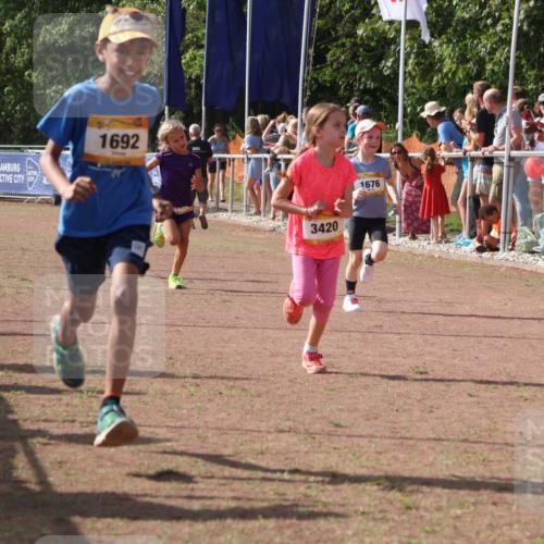 08.09.2024 - Airport Race Strokosch-Dieckow http://msf.ph/oto/7014771 08.09.2024 11:31:17 Ziel 1670, 1676, 1692, 1853, 3403, 3420 meine-sportfotos.de