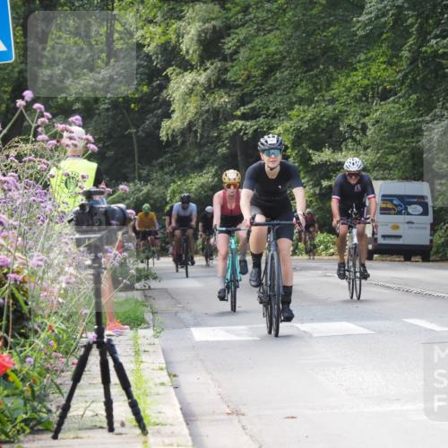 08.09.2024 - Stadtparktriathlon Zöllner http://msf.ph/oto/7014803 08.09.2024 12:19:38 Radfahren 786, 791, 817, 818, 837, 838, 843, 862, 868, 941 meine-sportfotos.de