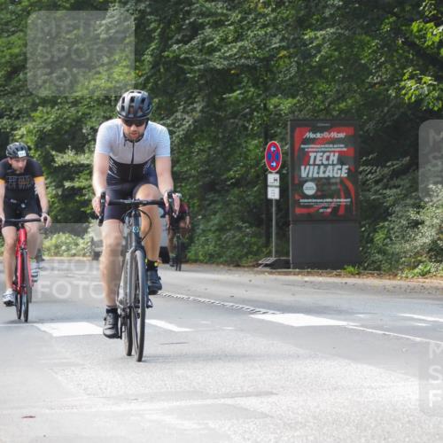 08.09.2024 - Stadtparktriathlon Zöllner http://msf.ph/oto/7014863 08.09.2024 12:19:43 Radfahren 786, 791, 817, 818, 832, 836, 837, 838, 843, 866, 868, 925, 941 meine-sportfotos.de